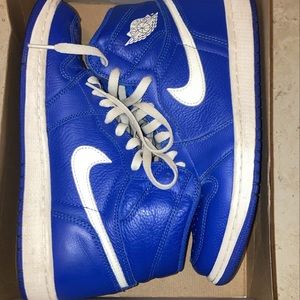 Jordan 1 High Hyper Royal
